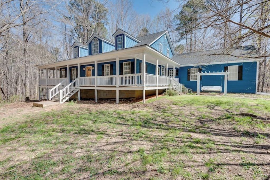Home In Atlanta 20 min. from Airport & Downtown