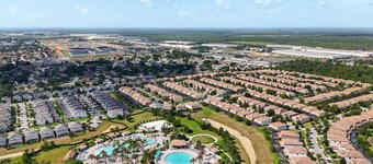 ChampionsGate Enchanted 9-Bedroom Villa, Pool/Spa