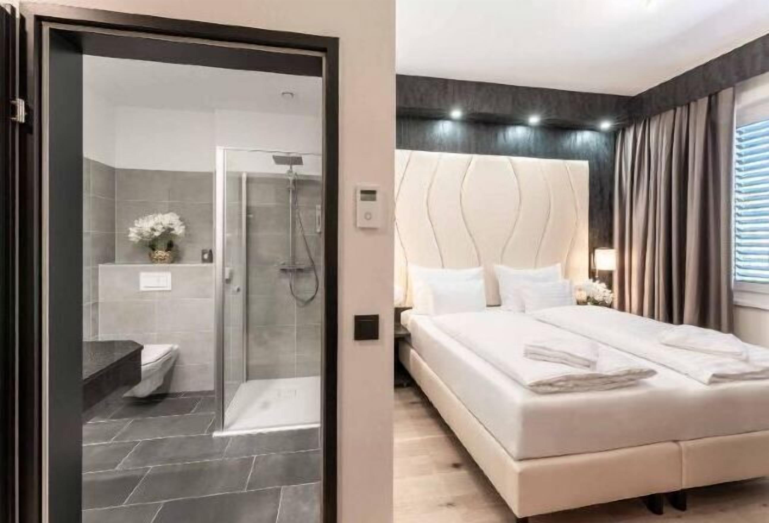 Soundproofing, cots/infant beds