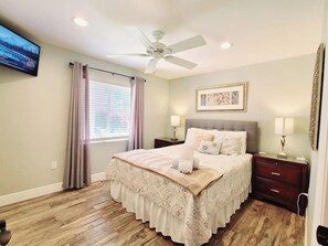 3 bedrooms, iron/ironing board, travel crib, WiFi
