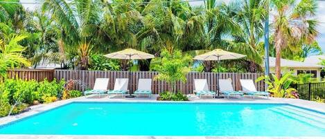 Outdoor pool, a heated pool