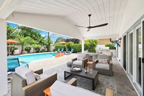 Outdoor dining - 592 Newport Cottage | Heated Resort Style Pool&Spa (Naples)