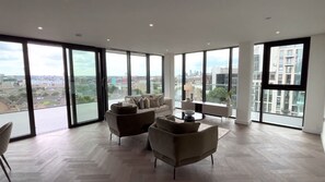 Apartment, Multiple Beds | Interior - Lovely 3-bed Penthouse in London (London)