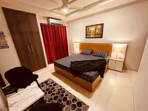 2 bedrooms, WiFi - Aesthetic 2-bed Apartment infront of Giga Mall/DHA
 (Islamabad)