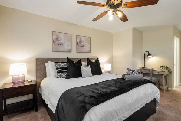 3 bedrooms, desk, iron/ironing board, travel cot