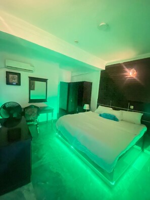 1 bedroom, bed sheets - zarmmak (Lekki)