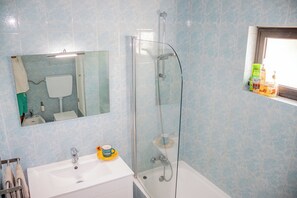 Towels, soap, toilet paper