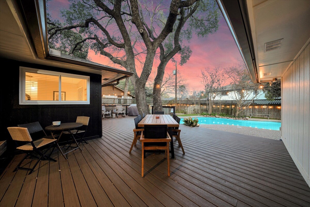Photo 27 of The Hideaway Vaca-South Austin: A Swim & Grill Oasis with Game Barn & back deck