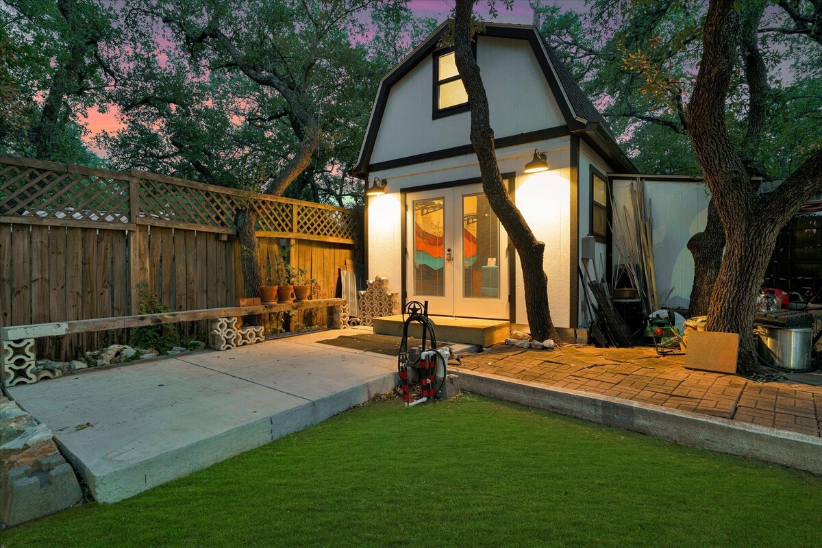 Photo 30 of The Hideaway Vaca-South Austin: A Swim & Grill Oasis with Game Barn & back deck