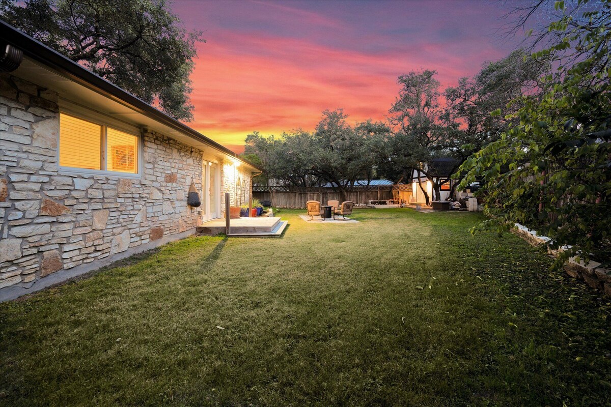 Photo 29 of The Hideaway Vaca-South Austin: A Swim & Grill Oasis with Game Barn & back deck