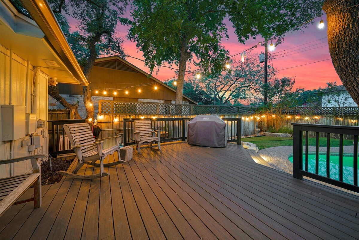 Photo 25 of The Hideaway Vaca-South Austin: A Swim & Grill Oasis with Game Barn & back deck