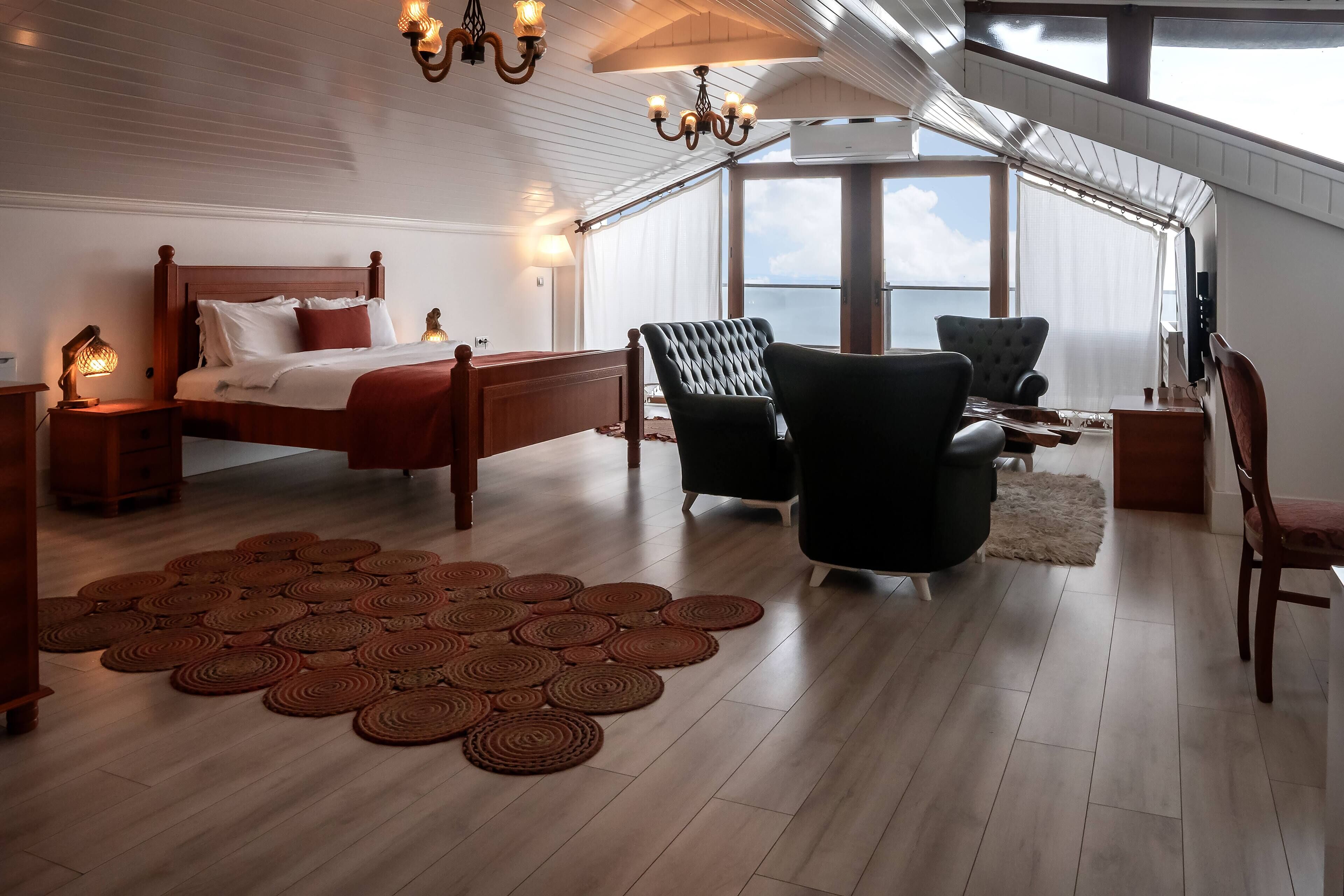 Exclusive Room | 1 bedroom, premium bedding, minibar, soundproofing