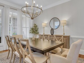 Dining - Crown of Crawford Square (Savannah)