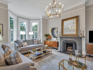 Living area - Beauty on Barnard (Savannah)