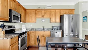 Condo, nhiều giường (Silver Moon) | Bếp riêng