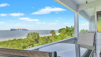 Condo, 1 Queen Bed (Dolphin Watch) | Property grounds