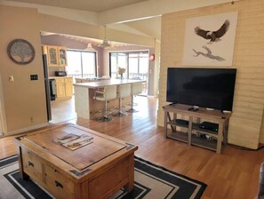 Interior - Cathedral Rock Breathtaking Views Pet Friendly 2BR 2BA 
SUMMER SPECIAL 199/Night (Sedona)