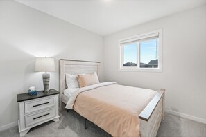 3 chambres, bureau, fer et planche à repasser, Wi-Fi gratuit