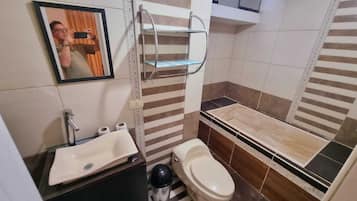 Departamento empresarial, planta baja | Baño