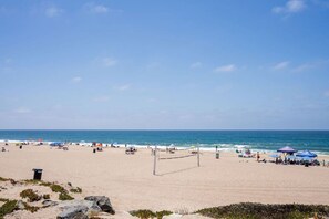 Beach nearby - Gorgeous Beachside Bliss Ocean View Walk2Strand (Manhattan Beach)