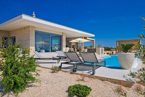 Pool - Villa La Isla with Pool I (Novalja)