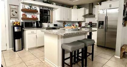 3 Bd/2 Ba open concept home with plenty of parking