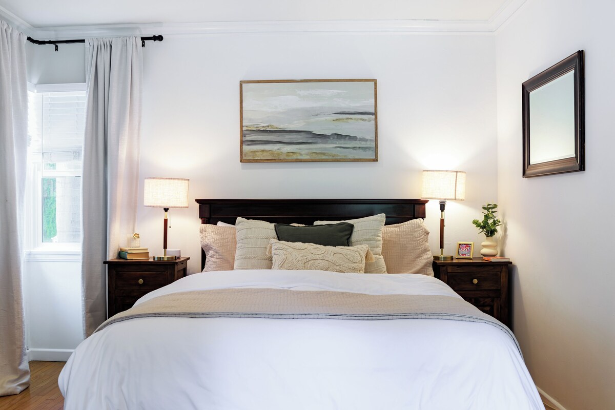 West LA 2BR/2BA Designer Retreat, Near Santa Monica, UCLA, Culver City, SoFi