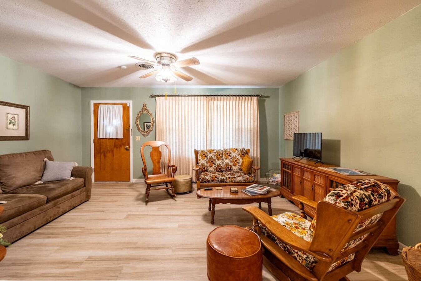 The Mary Martha - 3BR/2BA - Family Home