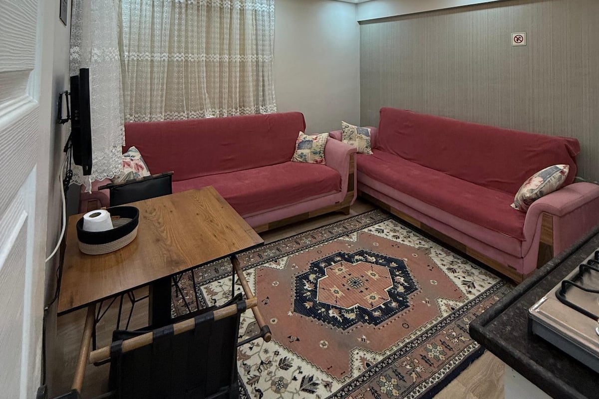 Deluxe Apartment | 1 bedroom, premium bedding, bed sheets