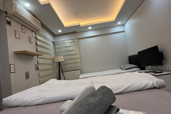 Deluxe Apartment | Premium bedding, bed sheets