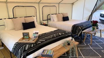 1 habitación y ropa de cama