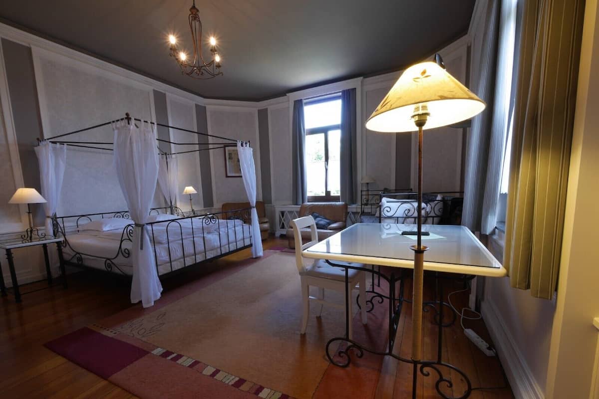 Kamar Double Romantis | Wi-Fi gratis dan seprai linen