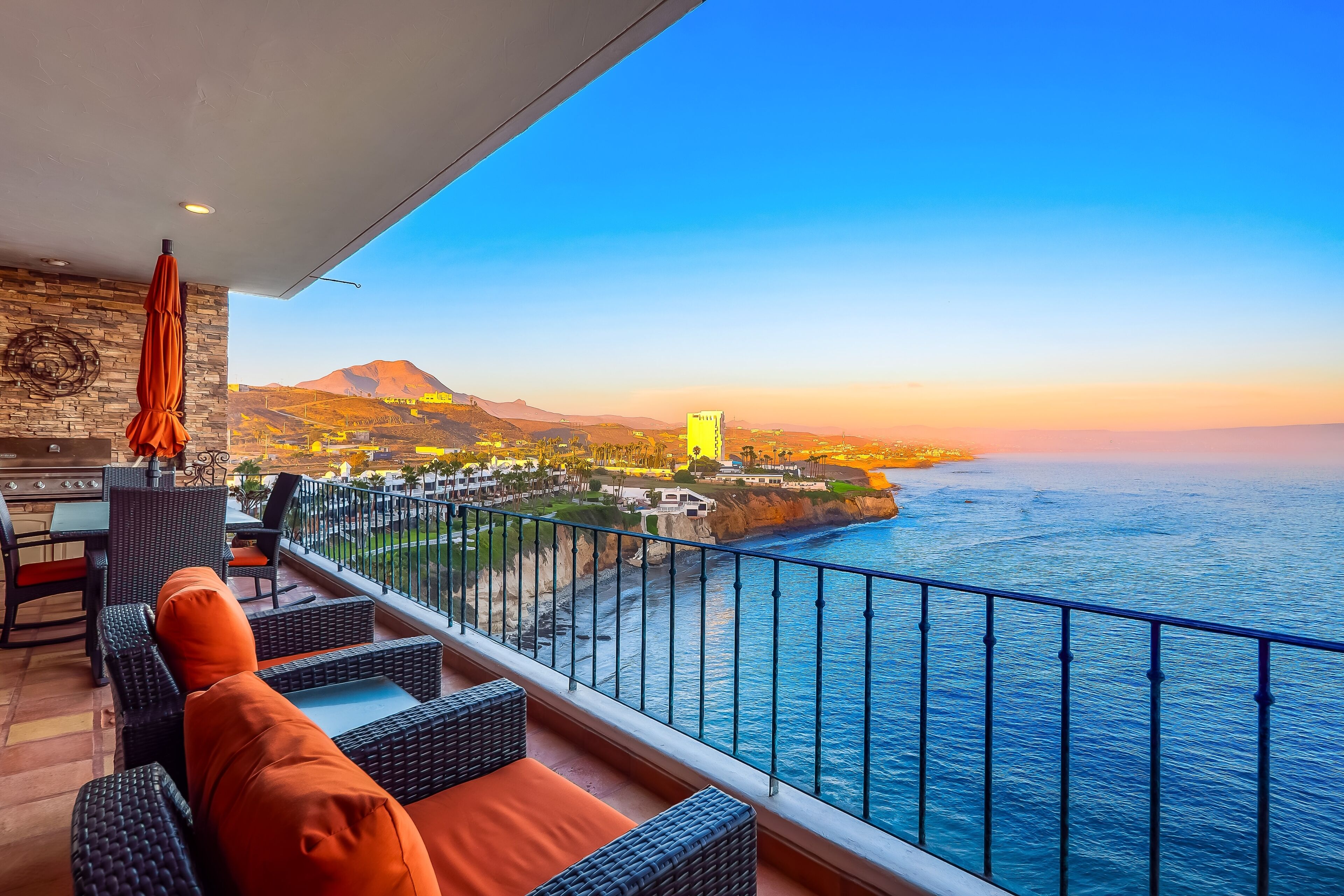 المنطقة المحيطة بالمنشأة