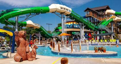 Denver Ultimate Group Getaway: Mini-Golf, Hot Tub, Fire Pit, Games & Playground