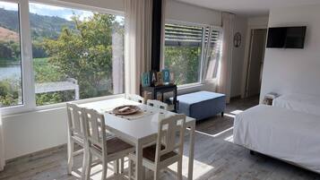 1 chambre, fer et planche Ă repasser, lit parapluie, Wi-Fi gratuit