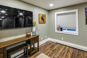 Interior - Laramie Gem < 1/2 Mi to University of Wyoming! (Laramie)