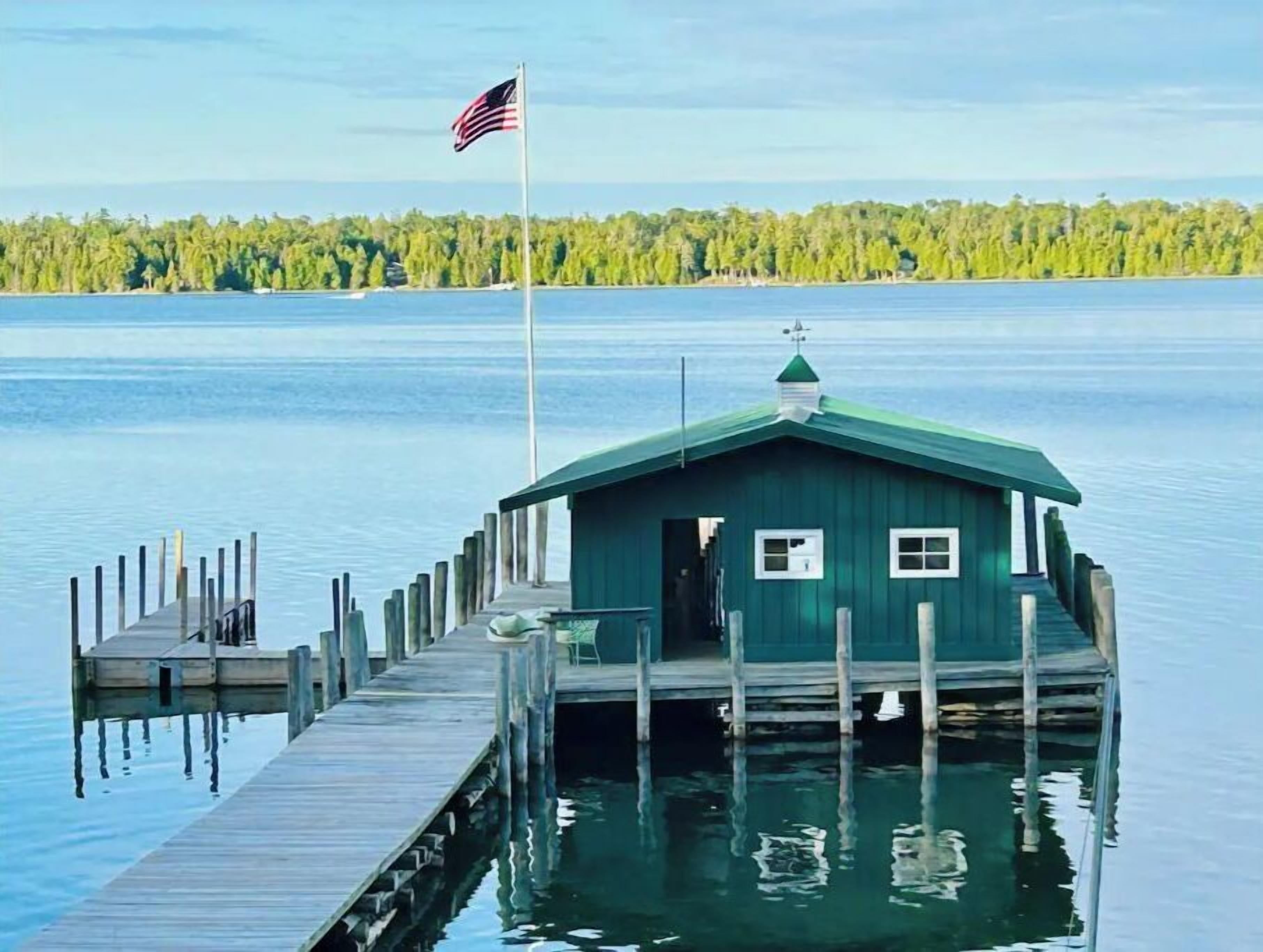 Mid-Century Lakefront Cottage  