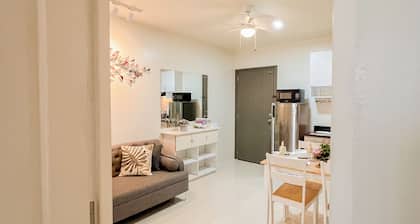 Sierra 2 bedroom apartment with a private gym and a pool
