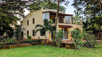 Comfort-Suite, 2 Schlafzimmer | Terrasse/Patio