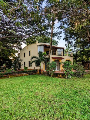 Comfort-sviitti, 2 makuuhuonetta | Terassi/patio