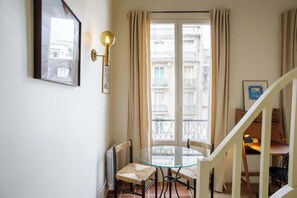 Dining - Central Duplex Notre Dame (Paris)