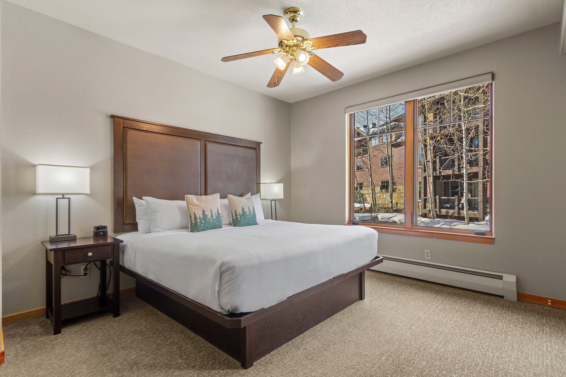 3 habitaciones, tabla de planchar con plancha y wifi gratis 