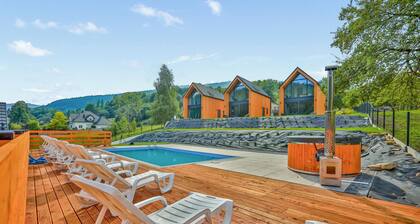 Gorgeous home in Slopnice with WiFi