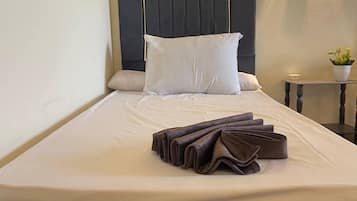 Deluxe Room | 1 bilik tidur, peralatan tempat tidur premium, kalis bunyi