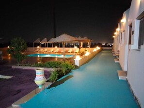 Natural pool - Camp Pyramids View Hotel  (Kirdasah)