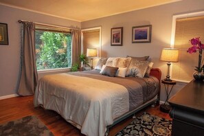 3 bedrooms - Private Artist Waterfront Estate (Bellingham)