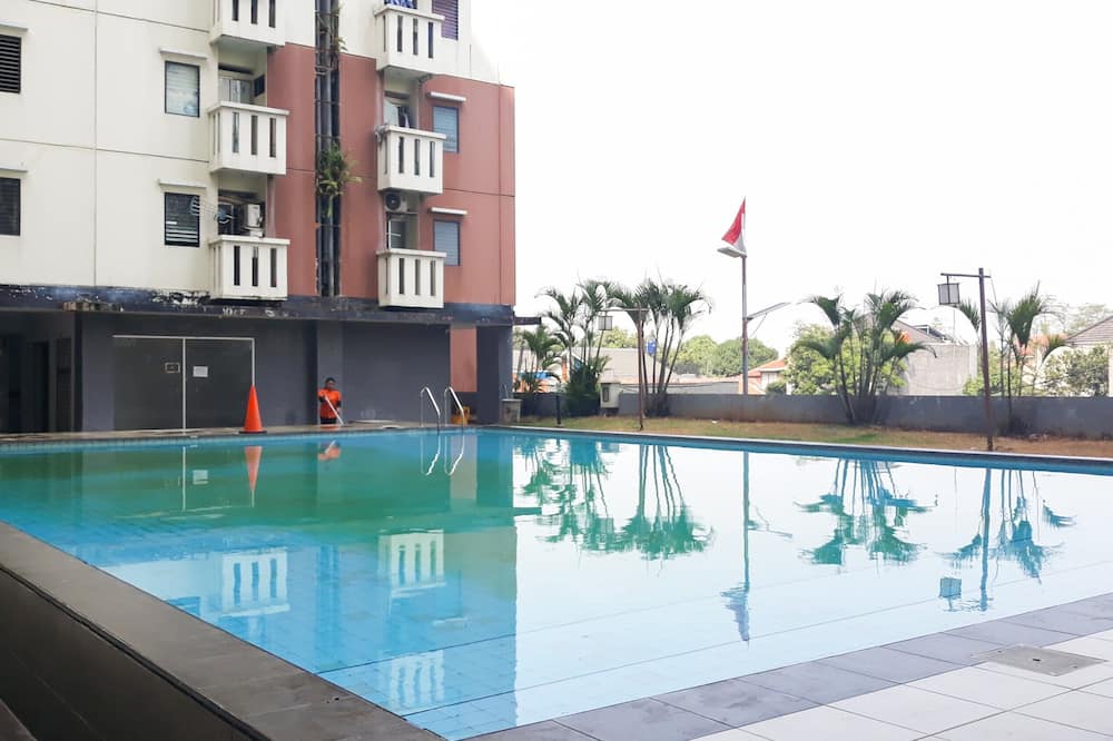 Comfort And Cozy Living 2Br At Cibubur Village Apartment