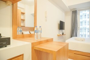 Living area - Cozy And Simply Look Studio Tokyo Riverside Pik 2 Apartment (Teluknaga)