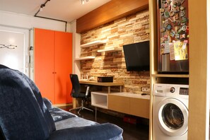 Studio | Area keluarga