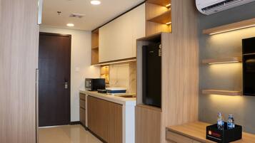 Studio | Living area